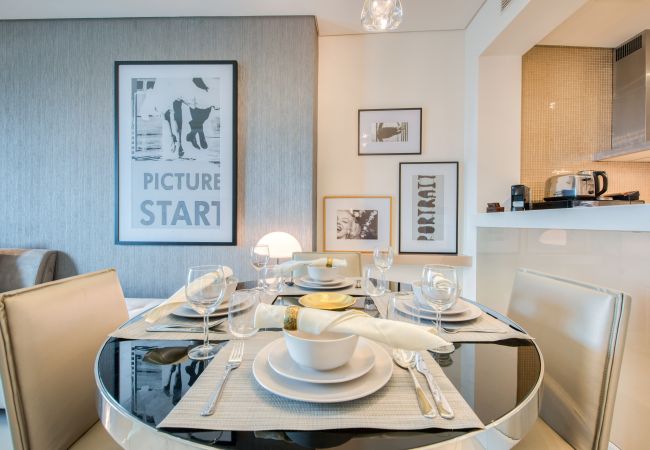 Apartment in Dubai - Cool Dubai Apt next Burj Khalifa & Design District Apartment in Dubai - Cool Dubai Apt next Burj Khalifa & Design District