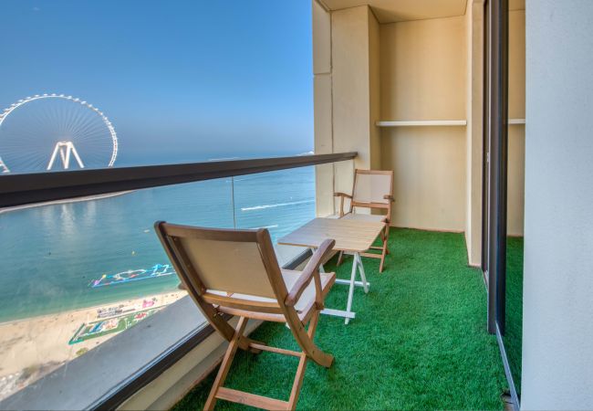 Apartment in Dubai - Sun Sand & Dubai Luxury at JBR Beach