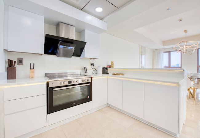 Apartment in Dubai - Luxury Palm Penthouse with Beach & Sea View Apartment in Dubai - Luxury Palm Penthouse with Beach & Sea View