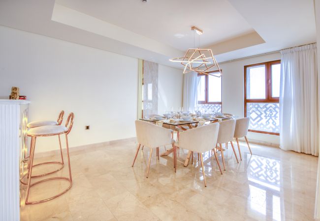 Apartment in Dubai - Luxury Palm Penthouse with Beach & Sea View Apartment in Dubai - Luxury Palm Penthouse with Beach & Sea View