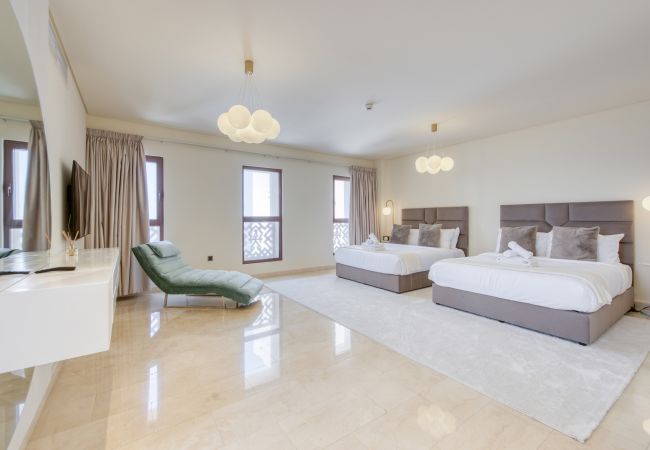 Apartment in Dubai - Luxury Palm Penthouse with Beach & Sea View Apartment in Dubai - Luxury Palm Penthouse with Beach & Sea View
