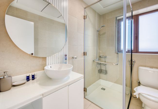 Apartment in Dubai - Luxury Palm Penthouse with Beach & Sea View Apartment in Dubai - Luxury Palm Penthouse with Beach & Sea View