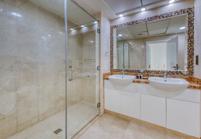 Apartment in Dubai - Luxury Palm Penthouse with Beach & Sea View Apartment in Dubai - Luxury Palm Penthouse with Beach & Sea View