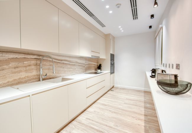 Apartment in Dubai - Luxury stay apartment in the heart of Dubai Marina Apartment in Dubai - Luxury stay apartment in the heart of Dubai Marina