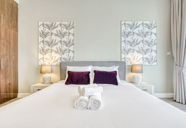 Apartment in Dubai - Luxury stay apartment in the heart of Dubai Marina Apartment in Dubai - Luxury stay apartment in the heart of Dubai Marina
