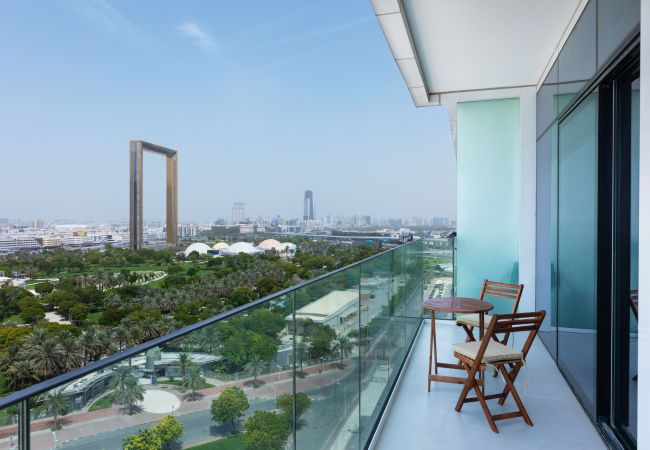 Holiday rental located next to Zabeel Park overlooking Dubai Frame