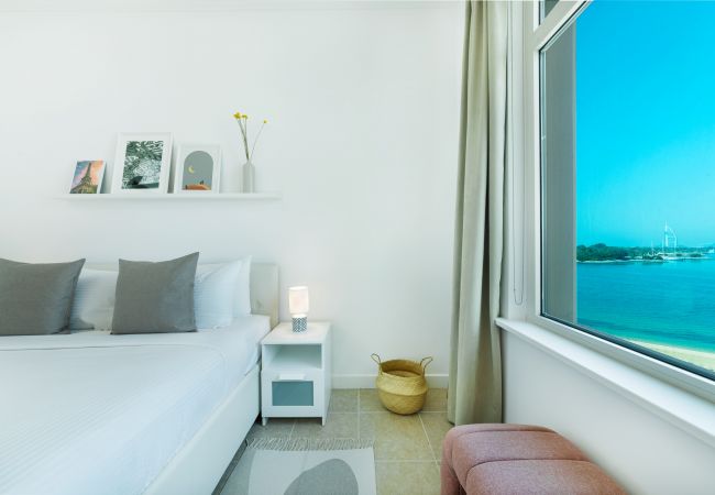 Apartment in Dubai - Modern & Bright Apt w/ Sea Front Views of Burj al Arab Apartment in Dubai - Modern & Bright Apt w/ Sea Front Views of Burj al Arab