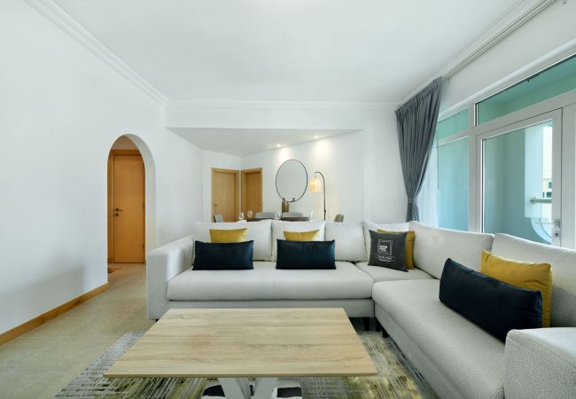 Apartment in Dubai - Stylish Apt with Large Patio close to the Beach Apartment in Dubai - Stylish Apt with Large Patio close to the Beach
