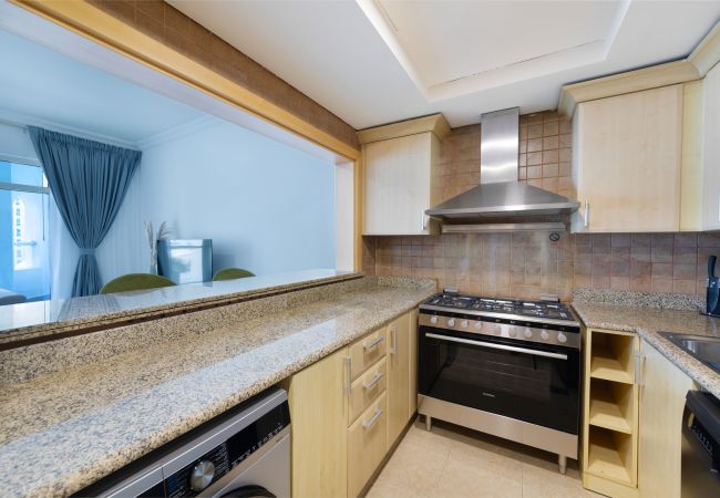 Apartment in Dubai - Stylish Apt with Large Patio close to the Beach Apartment in Dubai - Stylish Apt with Large Patio close to the Beach