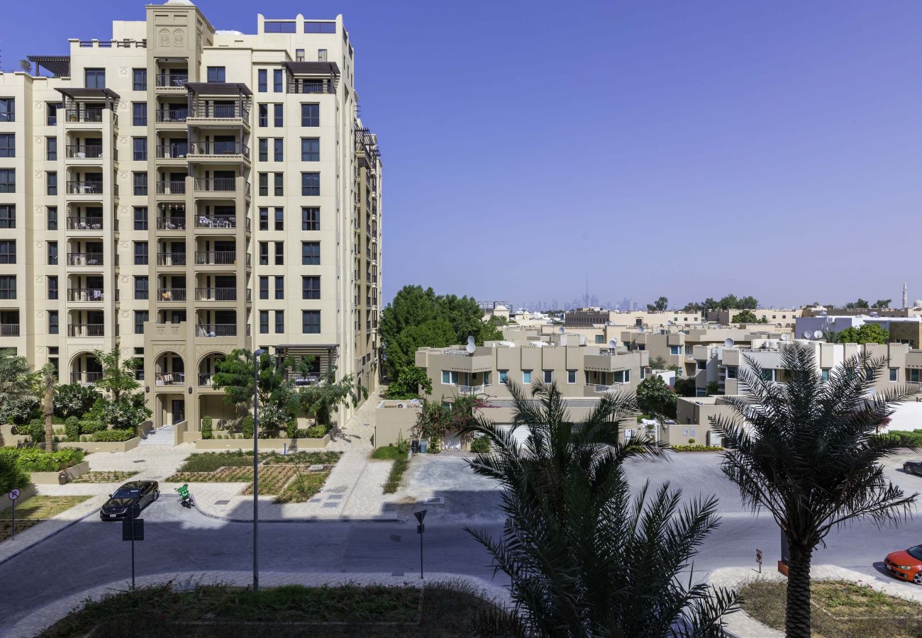 Apartment in Dubai - Elegant 1BR Apt Close To Madinat Jumeirah