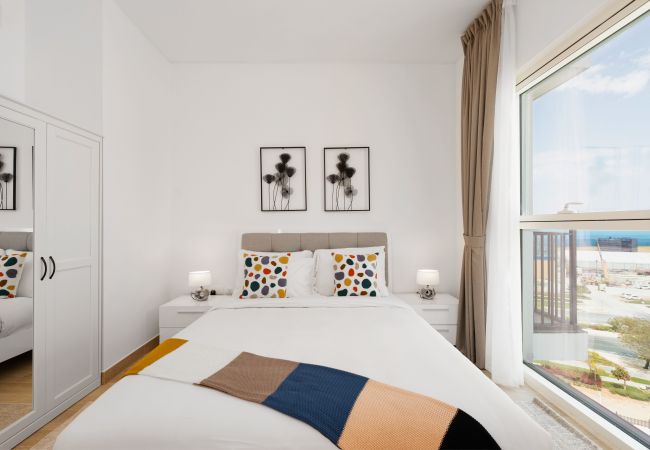 Apartment in Abu Dhabi - Chic Apt on Yas Island cls to ALL Main Attractions Apartment in Abu Dhabi - Chic Apt on Yas Island cls to ALL Main Attractions