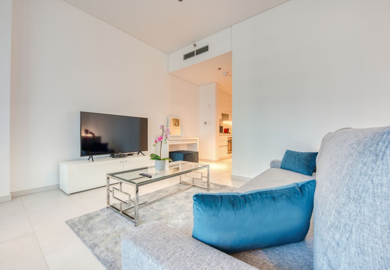 Studio in Dubai - Luxury Studio w/ Burj Khalifa Vw in Business Bay