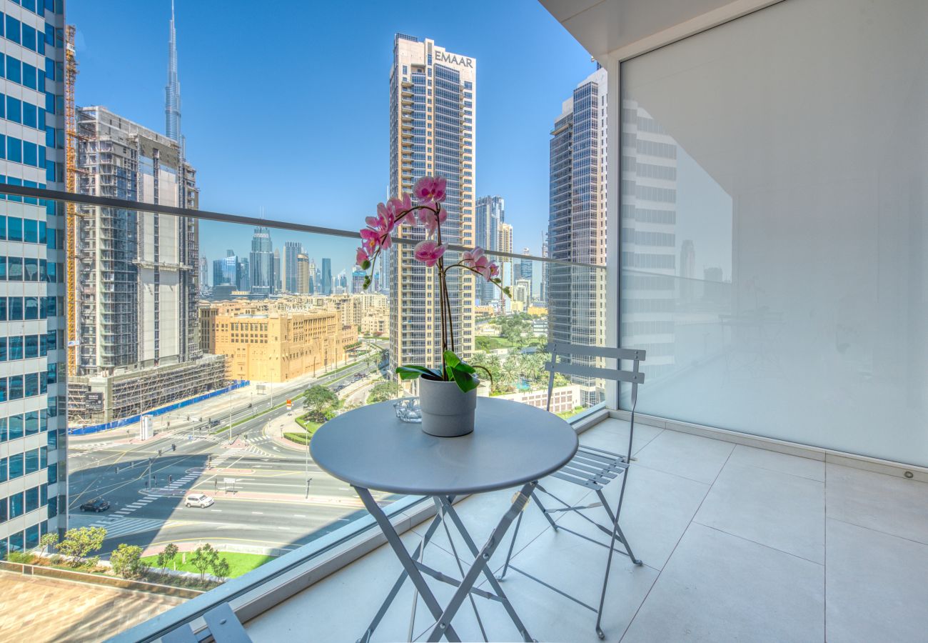 Studio in Dubai - Luxury Studio w/ Burj Khalifa Vw in Business Bay
