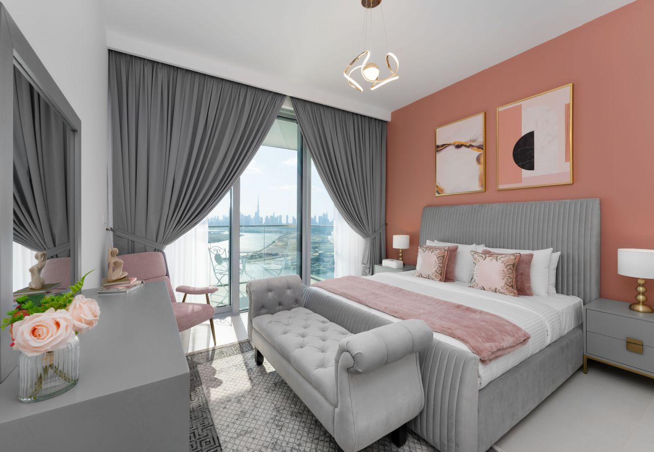 Apartment in Dubai - Trendy Apt on the Creek w/ Superb Dubai Skyline Vw