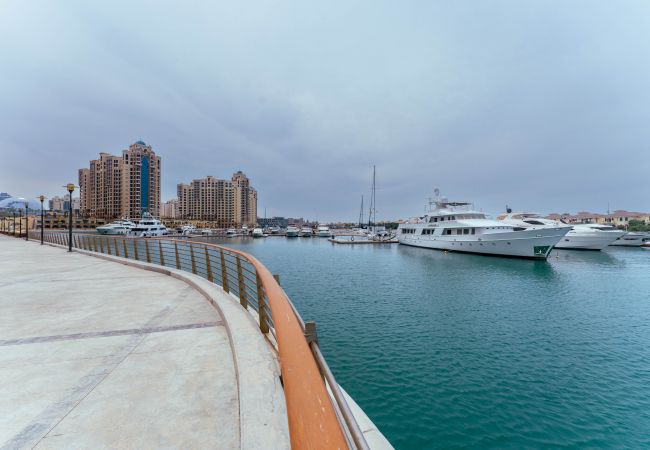Apartment in Dubai - Splendid Apt on The Palm w/ Stunning Sea Views