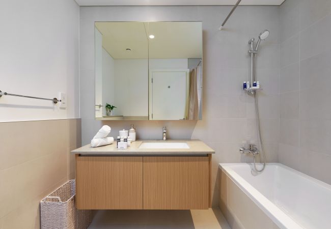 Apartment in Dubai - Alluring Modern Apt in Dubai Creek Beach Apartment in Dubai - Alluring Modern Apt in Dubai Creek Beach