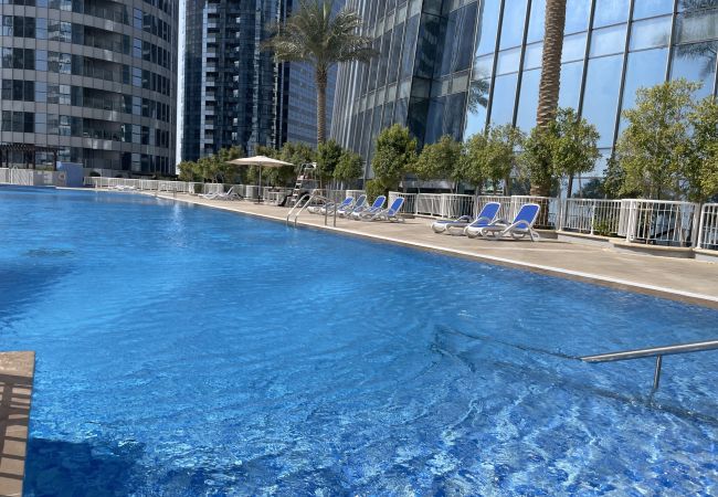Apartment in Abu Dhabi - Elegant & Panoramic Sea View Apt on Al Reem Island Apartment in Abu Dhabi - Elegant & Panoramic Sea View Apt on Al Reem Island