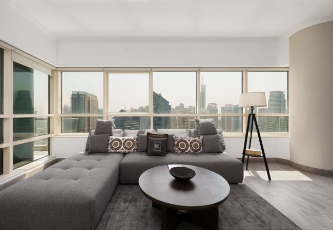 Apartment in Dubai - Dreamy Apt w/ Jaw-Dropping Marina Views