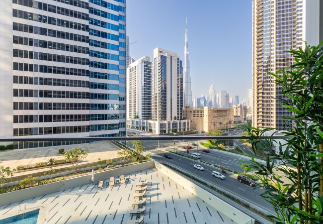 Panoramic holiday rental studio with Burj Khalifa views in Dubai
