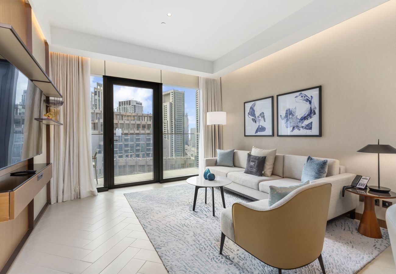 Premium holiday rental with Downtown Dubai views close to Burj Khalifa
