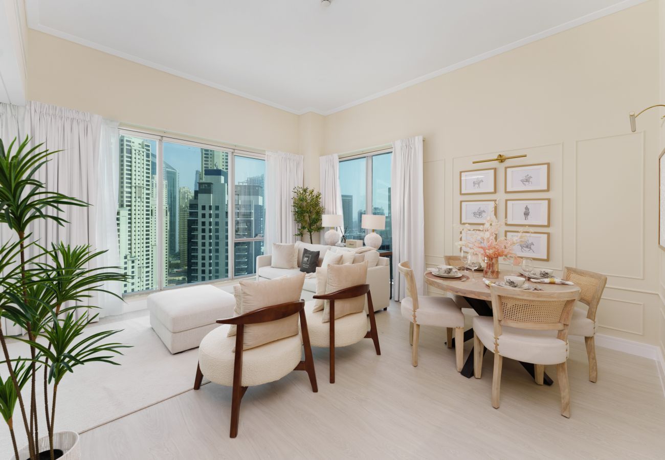 Modern holiday rental steps away from JBR beach in the heart of Dubai Marina