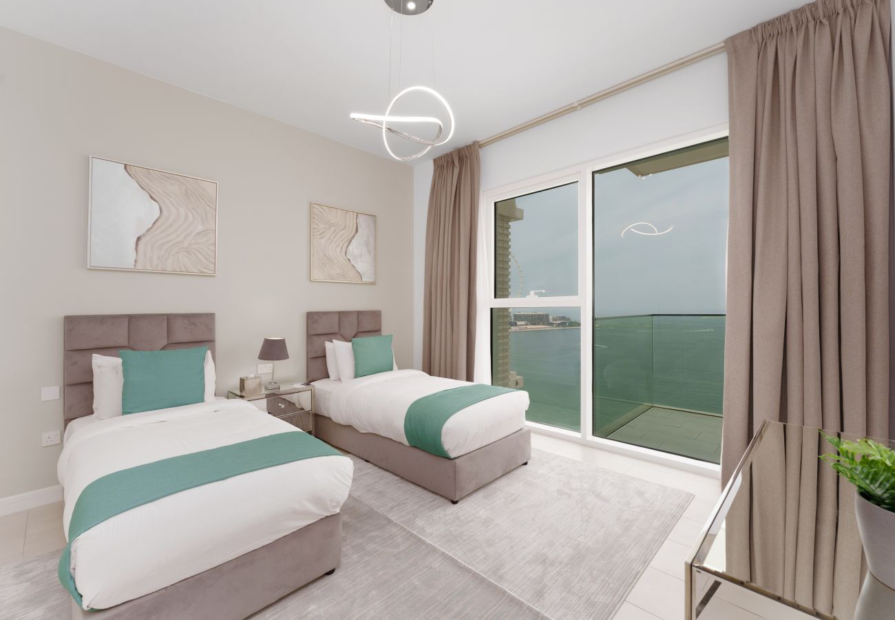 Apartment in Dubai - Seaside JBR Living w/ Open Sea & Bluewaters Views