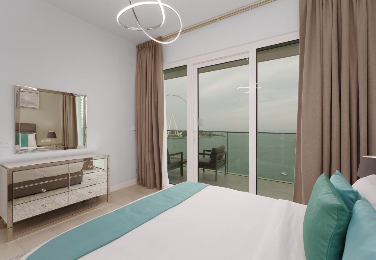 Apartment in Dubai - Seaside JBR Living w/ Open Sea & Bluewaters Views