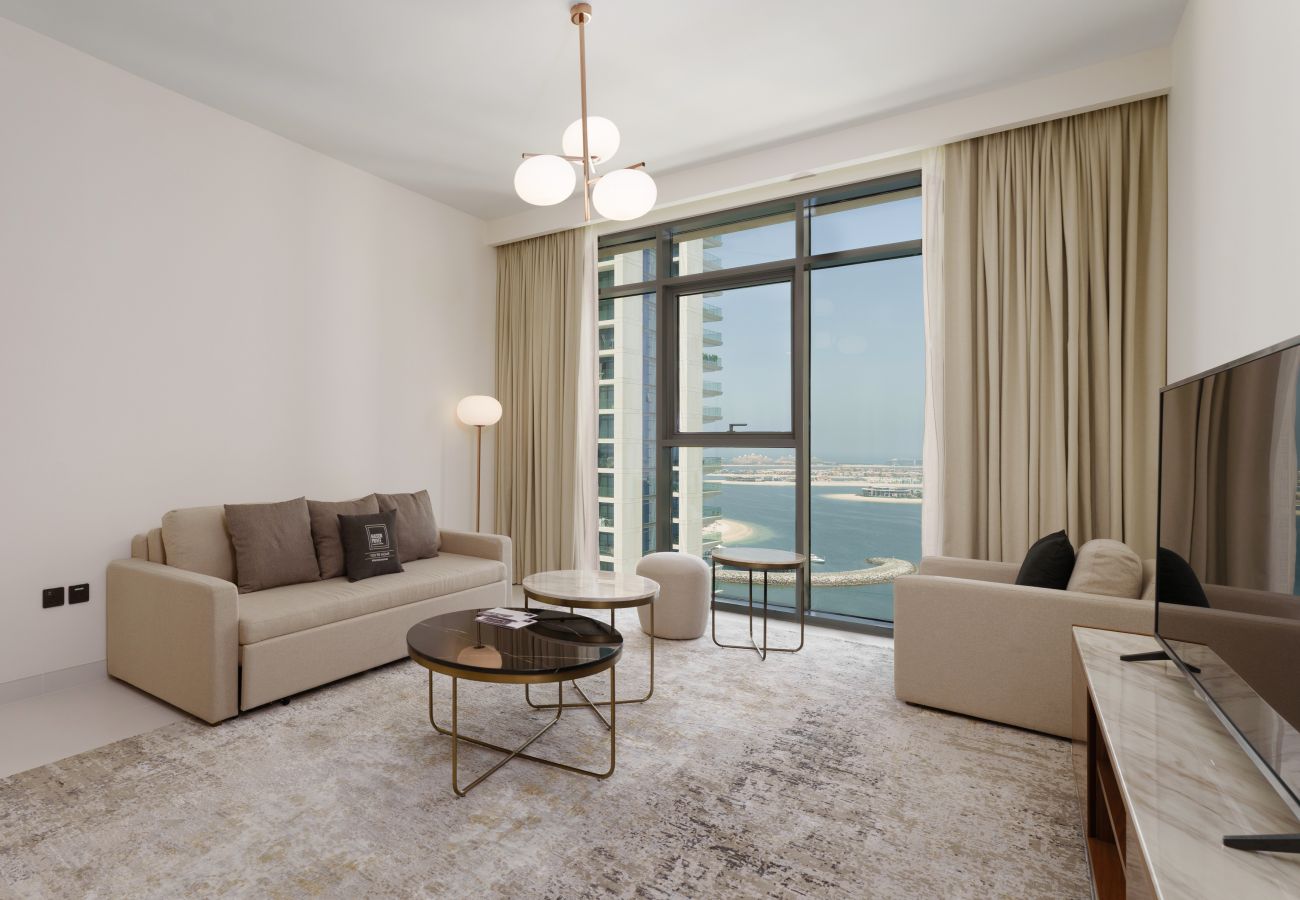 Upscale holiday rental with sea views in Dubai