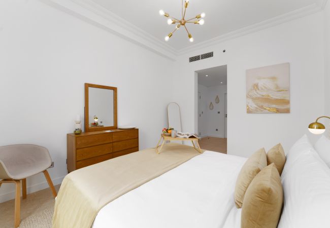 Apartment in Dubai - Elegant Coastal Apt on Palm Jumeirah Apartment in Dubai - Elegant Coastal Apt on Palm Jumeirah