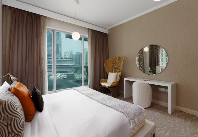 Apartment in Dubai - Cosmopolitan Apt w/ Scenic Dubai Marina Vws Apartment in Dubai - Cosmopolitan Apt w/ Scenic Dubai Marina Vws
