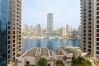 Apartment in Dubai - Cosmopolitan Apt w/ Scenic Dubai Marina Vws