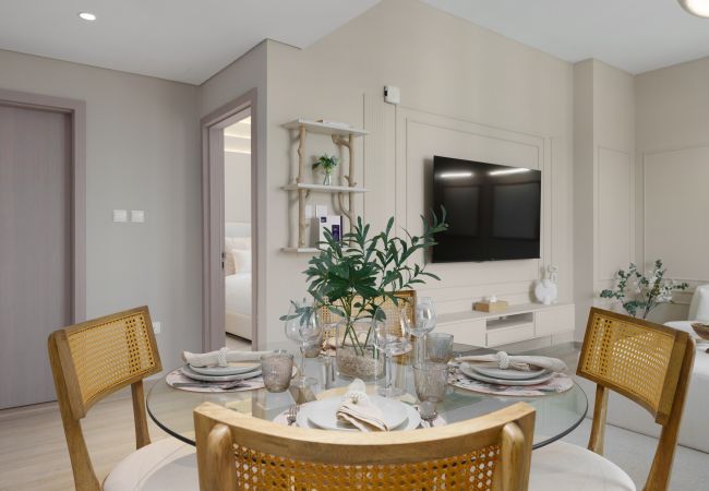 Apartment in Abu Dhabi - Charming Retreat w/ Panoramic Views on Yas Island Apartment in Abu Dhabi - Charming Retreat w/ Panoramic Views on Yas Island