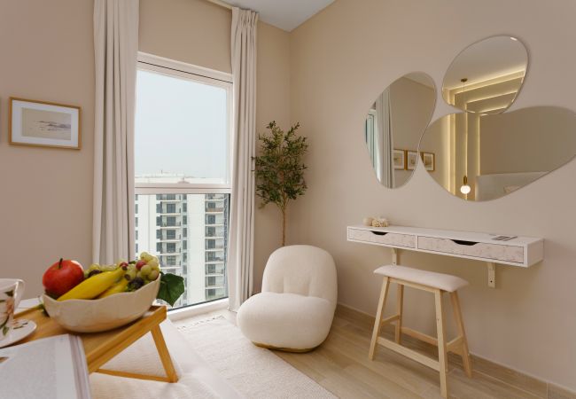 Apartment in Abu Dhabi - Charming Retreat w/ Panoramic Views on Yas Island Apartment in Abu Dhabi - Charming Retreat w/ Panoramic Views on Yas Island