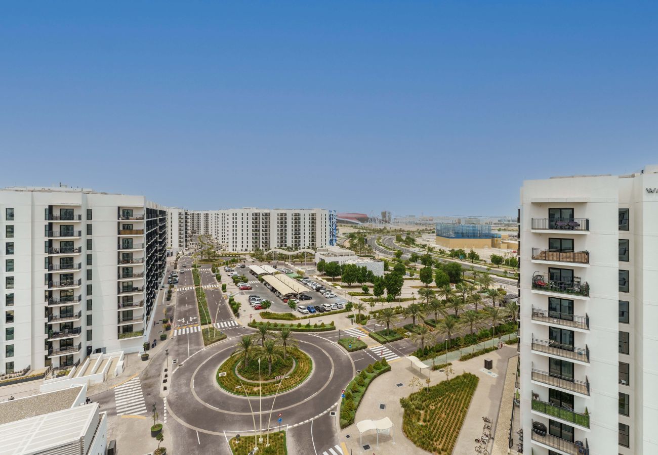 Apartment in Abu Dhabi - Charming Retreat w/ Panoramic Views on Yas Island