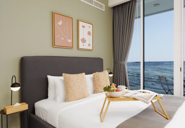 Apartment in Dubai -  Modern Business Bay Retreat w/ Dubai Canal Views  Apartment in Dubai -  Modern Business Bay Retreat w/ Dubai Canal Views