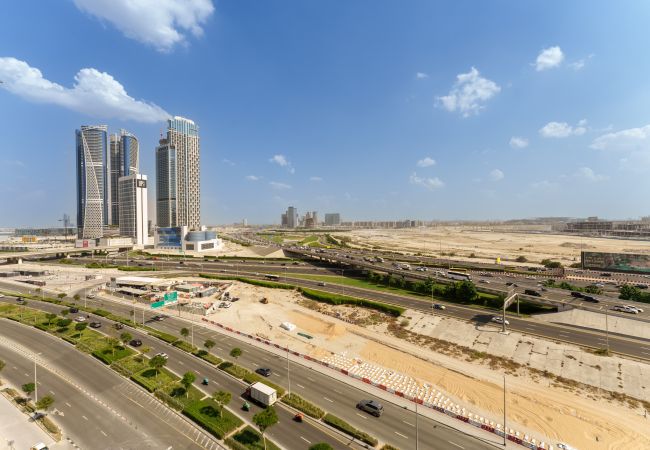 Apartment in Dubai -  Modern Business Bay Retreat w/ Dubai Canal Views  Apartment in Dubai -  Modern Business Bay Retreat w/ Dubai Canal Views