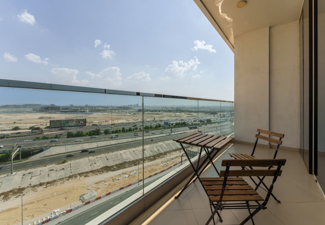 Apartment in Dubai -  Modern Business Bay Retreat w/ Dubai Canal Views 