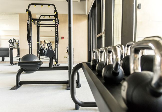 Apartment in Dubai - Inviting Apt w/ Fabulous Dubai Canal & Skyline Vws Apartment in Dubai - Inviting Apt w/ Fabulous Dubai Canal & Skyline Vws