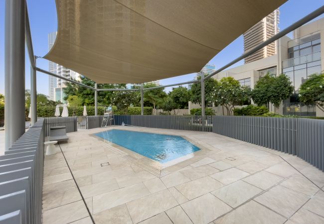 Apartment in Dubai - Inviting Apt w/ Fabulous Dubai Canal & Skyline Vws Apartment in Dubai - Inviting Apt w/ Fabulous Dubai Canal & Skyline Vws