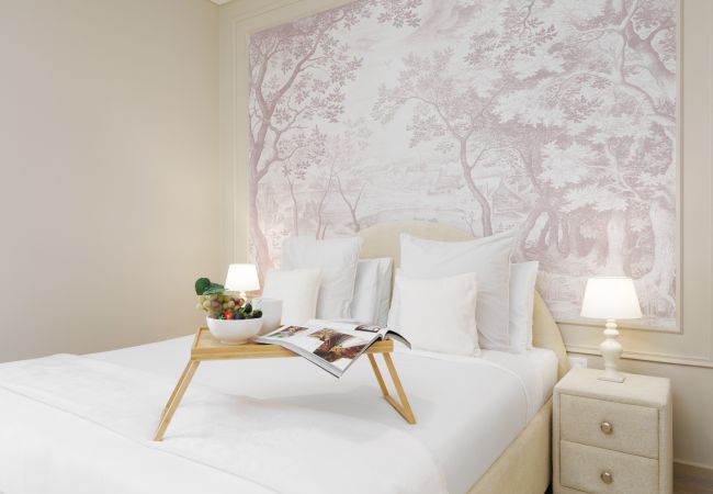 Apartment in Abu Dhabi -  Exquisite Living w/ Scenic Canal Vws on Yas Island  Apartment in Abu Dhabi -  Exquisite Living w/ Scenic Canal Vws on Yas Island