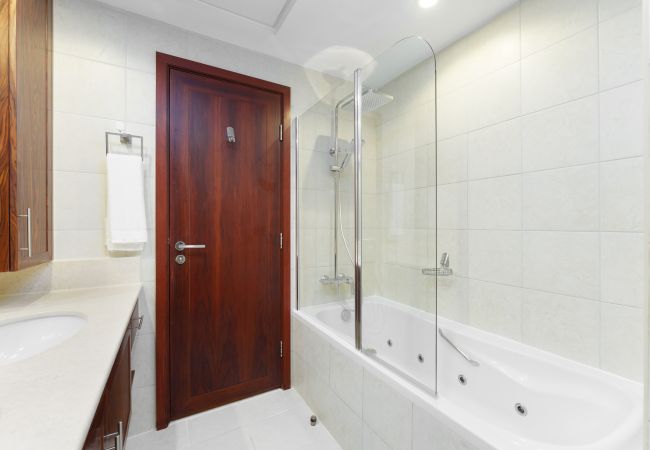 Villa in Dubai - Exclusive Duplex Villa w/ Panoramic Terrace Overlooking Burj Khalifa Villa in Dubai - Exclusive Duplex Villa w/ Panoramic Terrace Overlooking Burj Khalifa