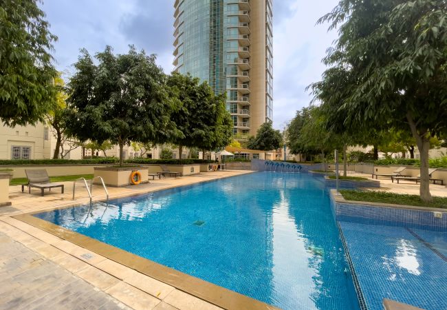 Villa in Dubai - Exclusive Duplex Villa w/ Panoramic Terrace Overlooking Burj Khalifa Villa in Dubai - Exclusive Duplex Villa w/ Panoramic Terrace Overlooking Burj Khalifa