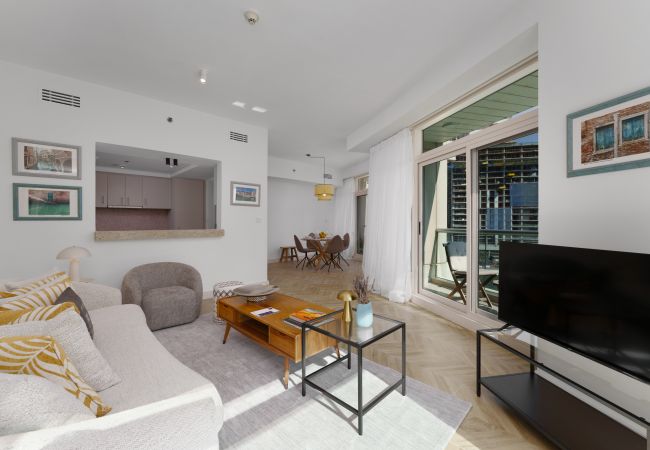 Apartment in Dubai - Blissful Living w/ Dubai Marina Waterfront Views Apartment in Dubai - Blissful Living w/ Dubai Marina Waterfront Views