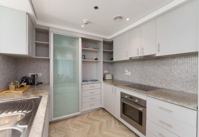 Apartment in Dubai - Blissful Living w/ Dubai Marina Waterfront Views Apartment in Dubai - Blissful Living w/ Dubai Marina Waterfront Views