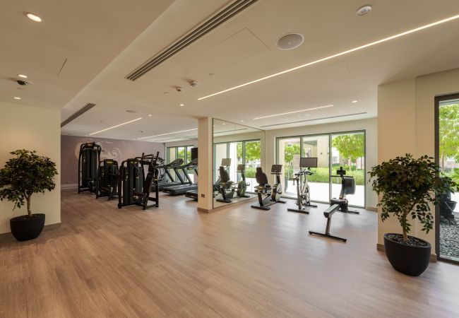 Apartment in Dubai - Elevated Living w/ Spectacular Burj Khalifa Views Apartment in Dubai - Elevated Living w/ Spectacular Burj Khalifa Views