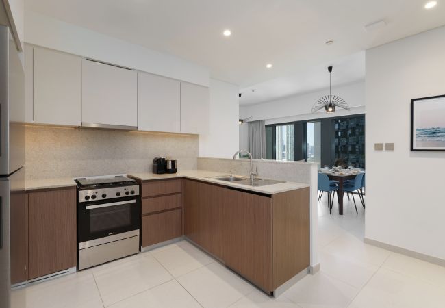 Apartment in Dubai - Elevated Living w/ Spectacular Burj Khalifa Views Apartment in Dubai - Elevated Living w/ Spectacular Burj Khalifa Views