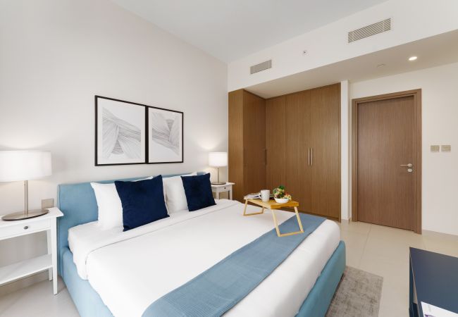 Apartment in Dubai - Elevated Living w/ Spectacular Burj Khalifa Views Apartment in Dubai - Elevated Living w/ Spectacular Burj Khalifa Views