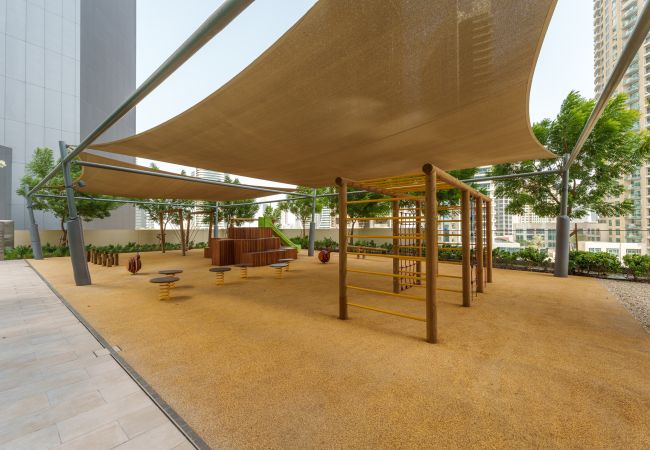 Apartment in Dubai - Elevated Living w/ Spectacular Burj Khalifa Views Apartment in Dubai - Elevated Living w/ Spectacular Burj Khalifa Views