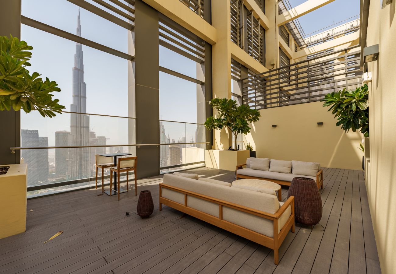 Apartment in Dubai - Elevated Living w/ Spectacular Burj Khalifa Views