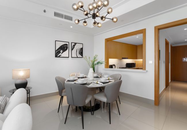 Apartment in Dubai - Ultimate Living w/ Front-Row Views of Burj Khalifa & Dubai Fountains Apartment in Dubai - Ultimate Living w/ Front-Row Views of Burj Khalifa & Dubai Fountains